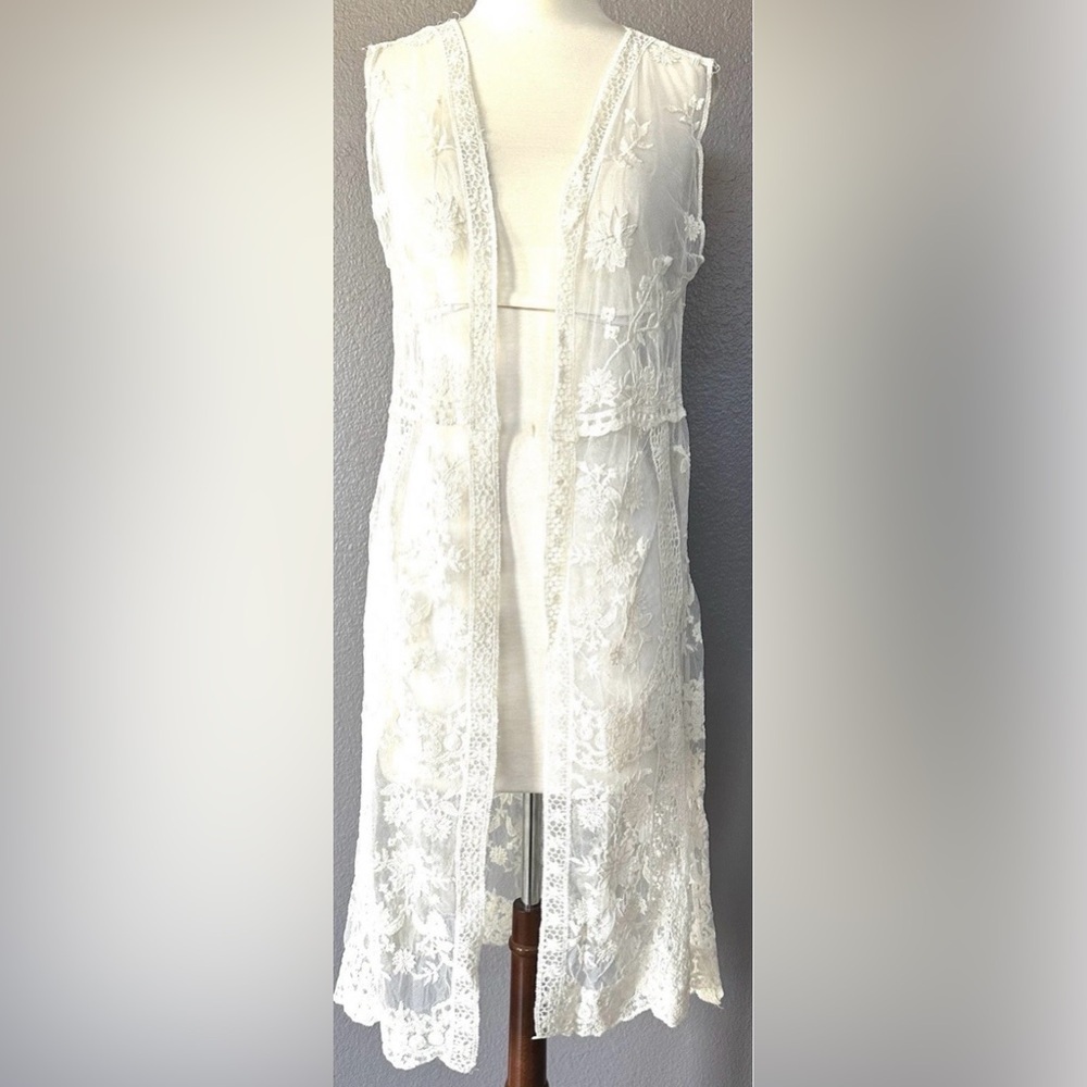 Rebellion Women's Lace Floral Kimono Robe Festival Boho Western Cardigan, NWT - Picture 9 of 9